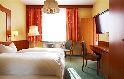 Hotel Marienbad Nuremberg ภายนอก รูปภาพ